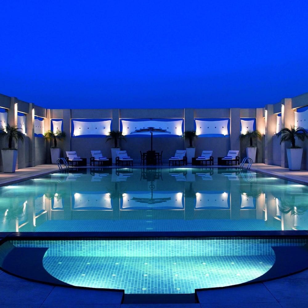 Hilton Garden Inn New Delhi/Saket Dış mekan fotoğraf