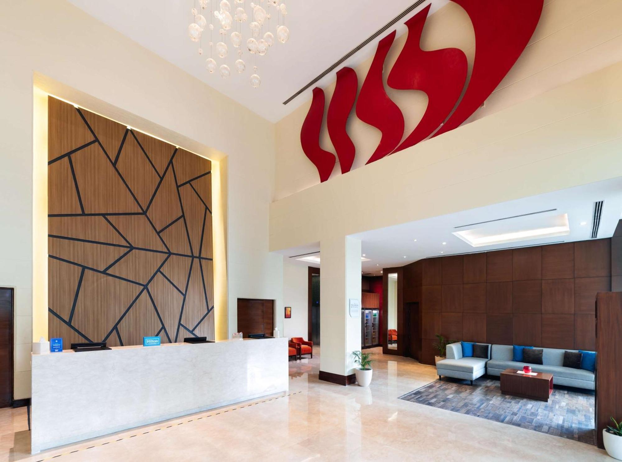 Hilton Garden Inn New Delhi/Saket Dış mekan fotoğraf